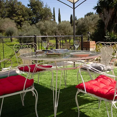 Noradia And Ginfred Corfu ヴィラ *