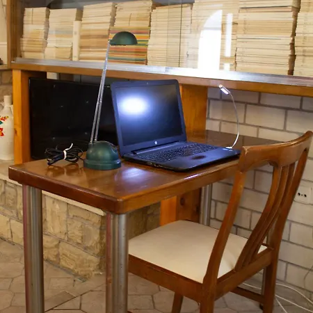 Noradia And Ginfred Corfu Achílleion