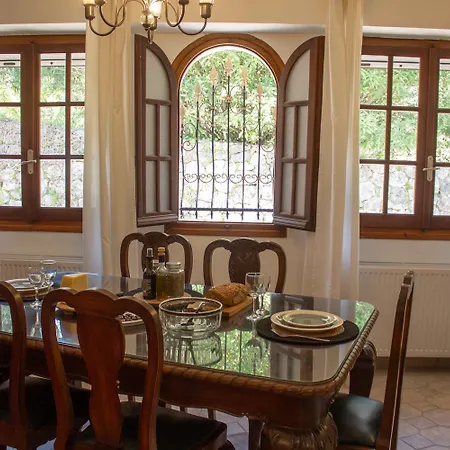 Noradia And Ginfred Corfu * Achílleion