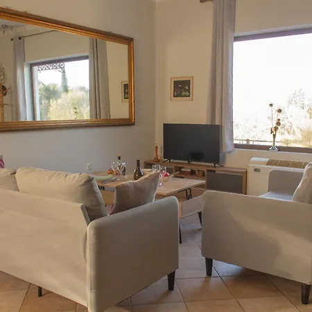 Noradia And Ginfred Corfu Achílleion