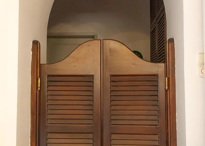 Noradia And Ginfred Corfu * Achílleion