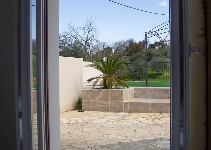 Βίλα Noradia And Ginfred Corfu *