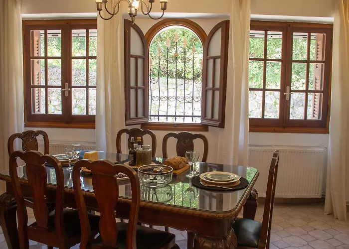 Noradia And Ginfred Corfu * Achílleion