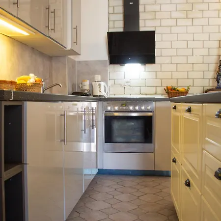 Villa Noradia And Ginfred Corfu Ahílio