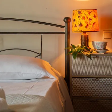 Noradia And Ginfred Corfu * Ahílio