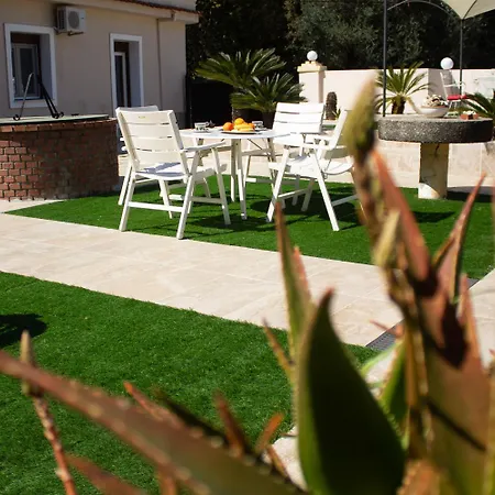 Noradia And Ginfred Corfu Villa *