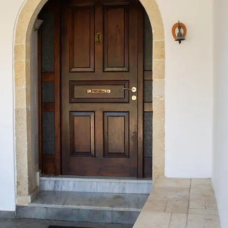 Villa Noradia And Ginfred Corfu *