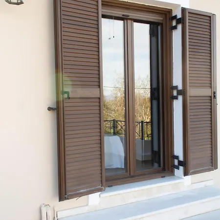 Villa Noradia And Ginfred Corfu Ahílio